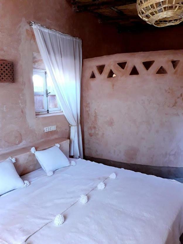 Tigmi Hamid Decouverte Des Traditions Et De La Culture Berbere Ait Benhaddou Exterior photo